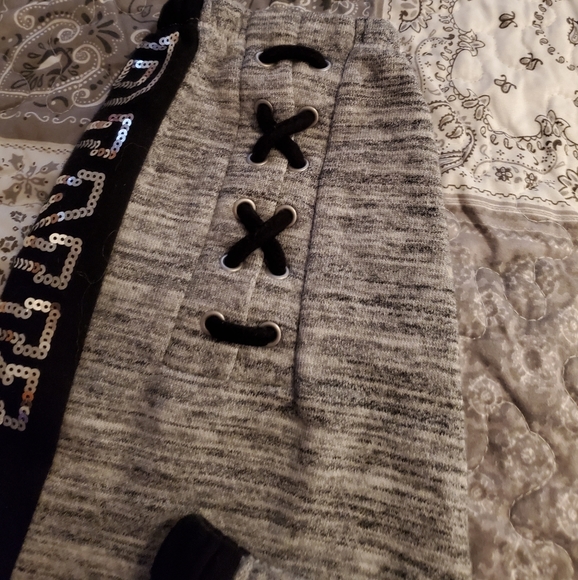 VS Pink SweatPants - Picture 4 of 5